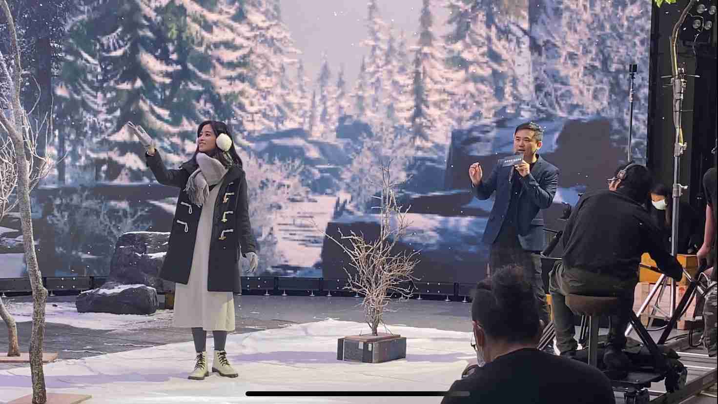 NG大舞台以ALED先进显屏技术，，，与金马奖视觉特效团队“再现影像”携手合作打造LED虚拟摄影棚，，提供沉浸式表演体验，，，，并精简拍摄成本与时间